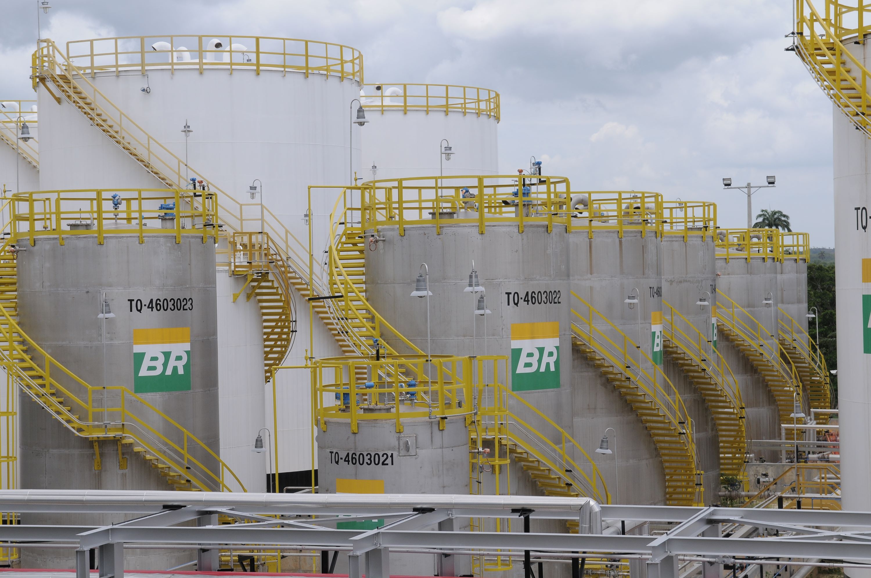 Usina de biocombustível em Candeias (BA)